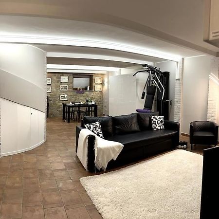 Appartamento Ebhouse Capiago Intimiano Екстер'єр фото